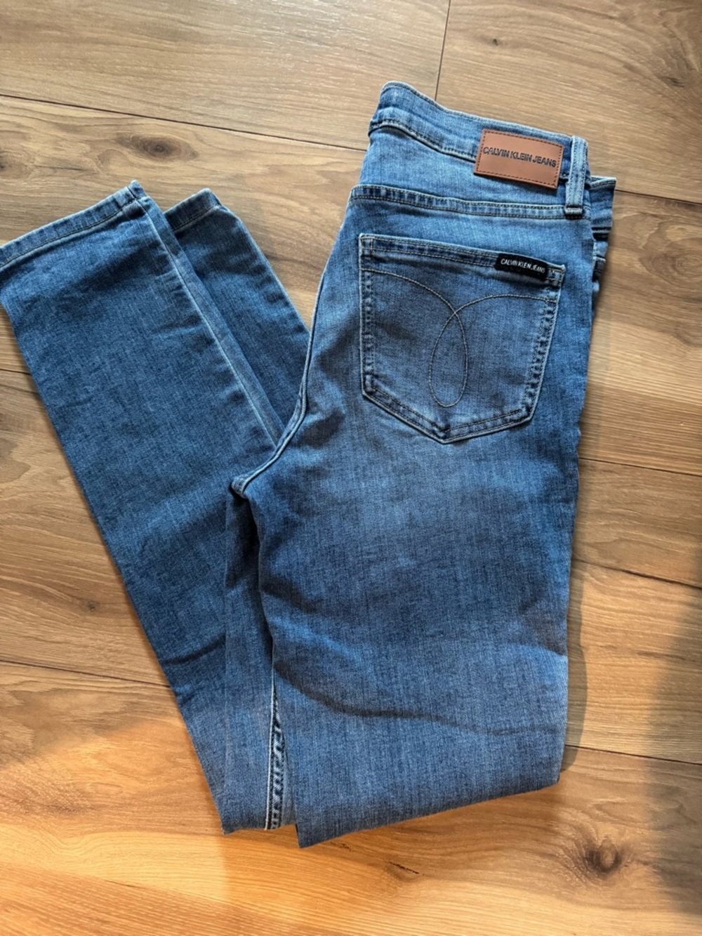Calvin Klein Jeans women’s Blue Denim Jeans